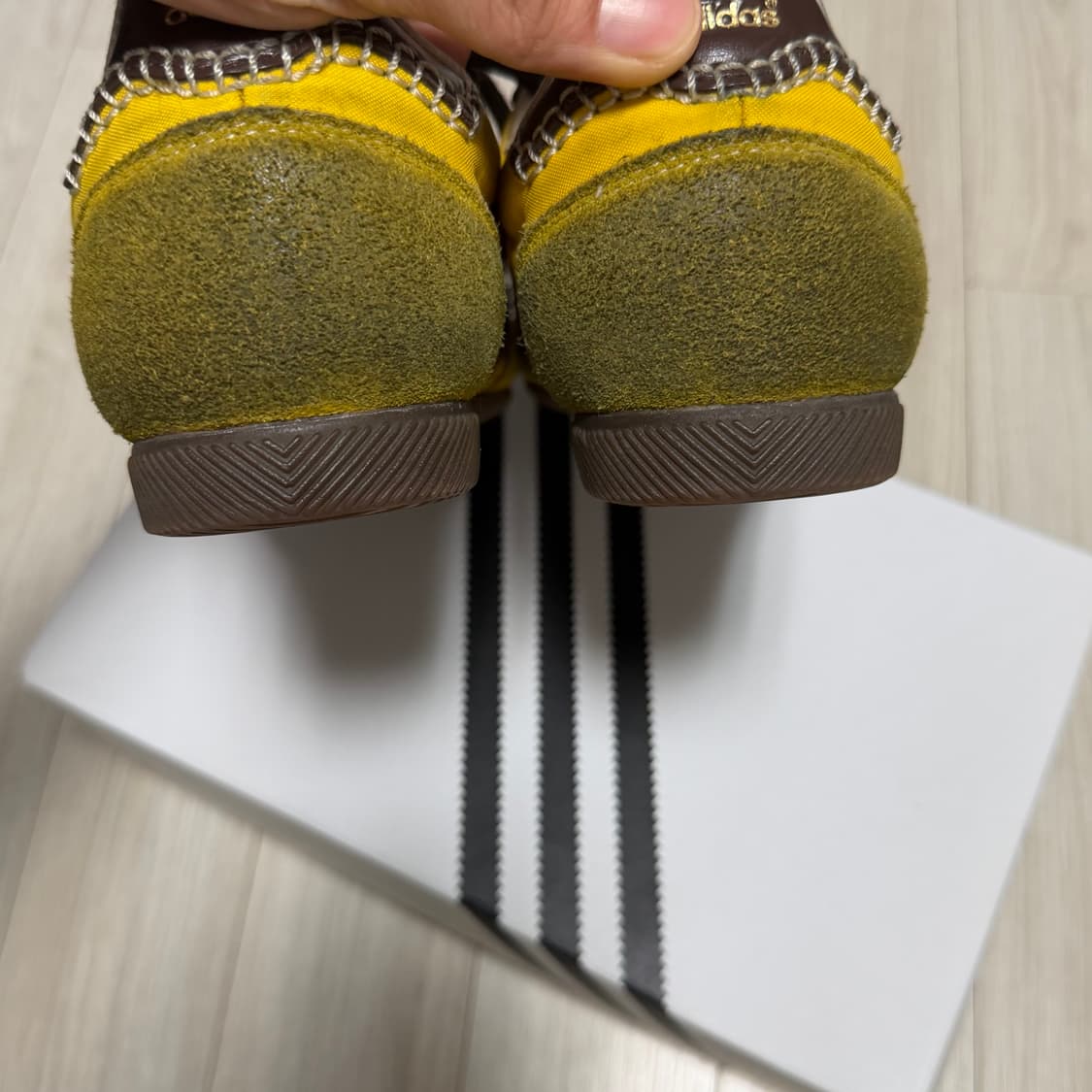 [265]아디다스 웨일스 보너 재팬 슈즈 헤이지 옐로우 다크 브라운 상품이미지3