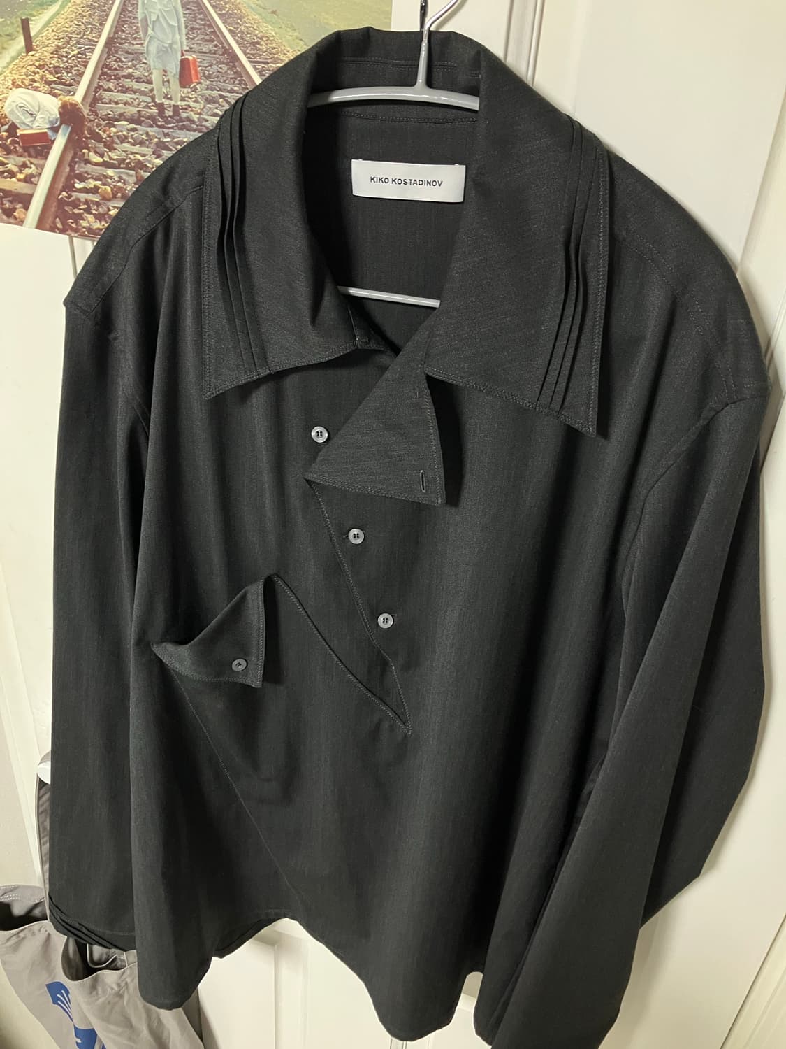 [48]키코코스타디노브 자로카 셔츠 챠콜 상품이미지3