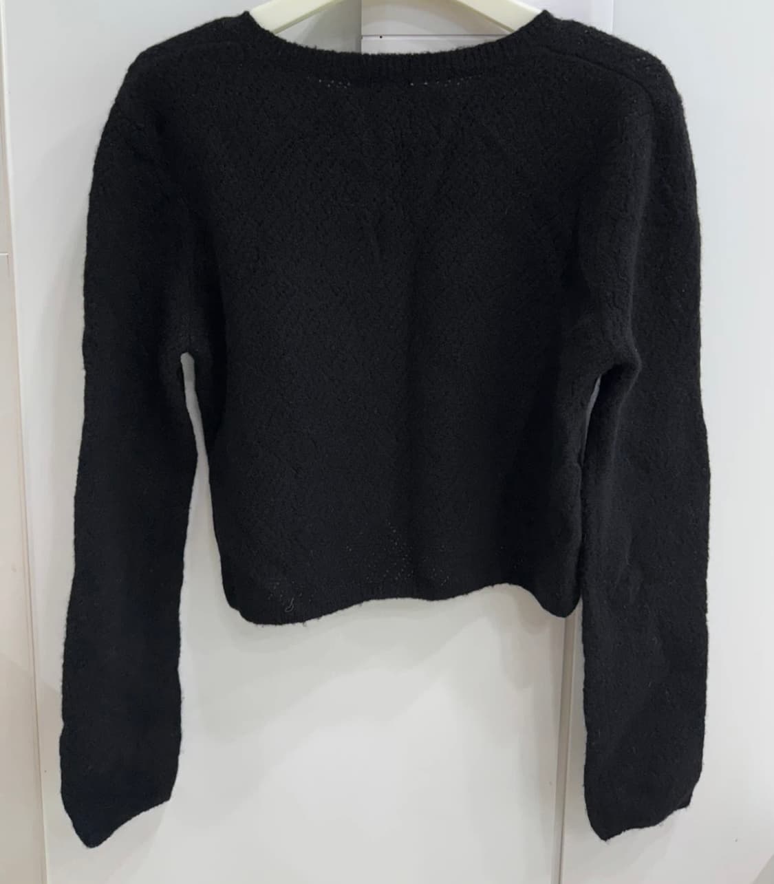 타낫 크롭 블랙 니트 상품이미지6