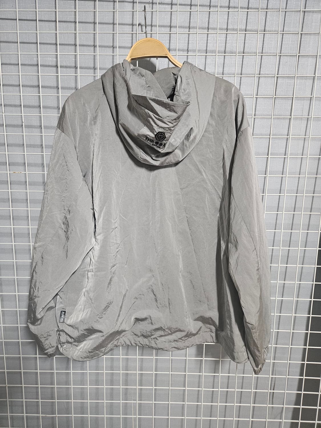 필립플레인 후드 바람막이 그레이 상품이미지2