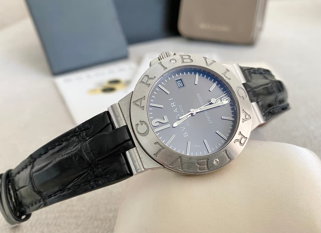 불가리 디아고노 리미티드에디션 LCV38 2P 다이아 38mm 오토메틱 상품이미지6