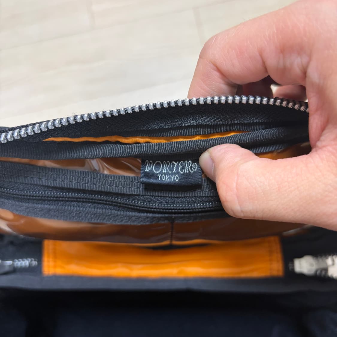 요시다포터 porter 카메라백 탱커 블랙 상품이미지8