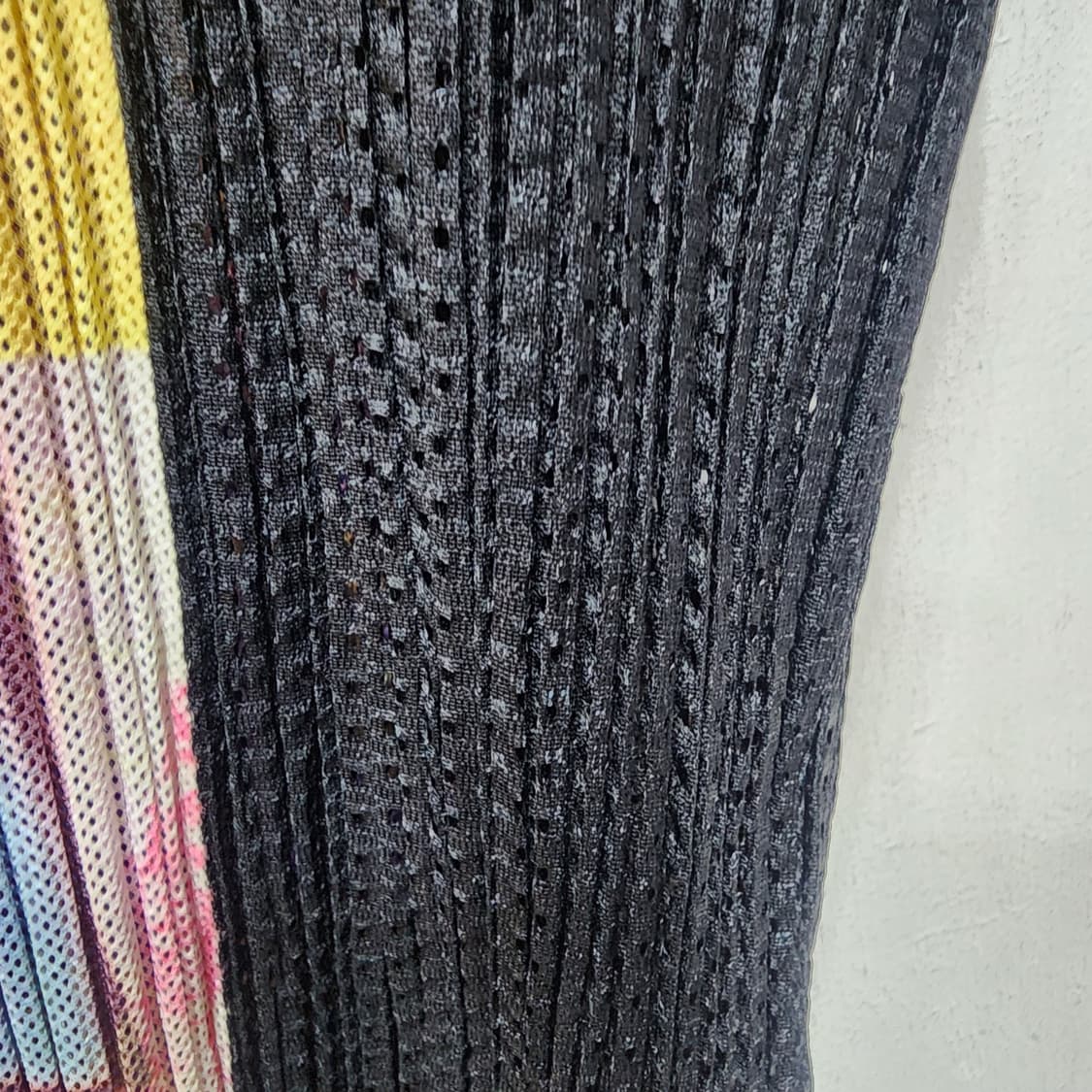 플리츠플리즈 그래픽 프린팅 민소매 3사이즈 상품이미지4