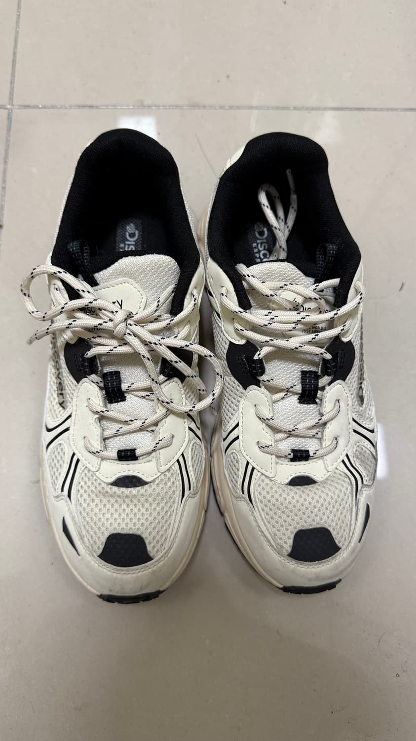 디스커버리 운동화 상품이미지1