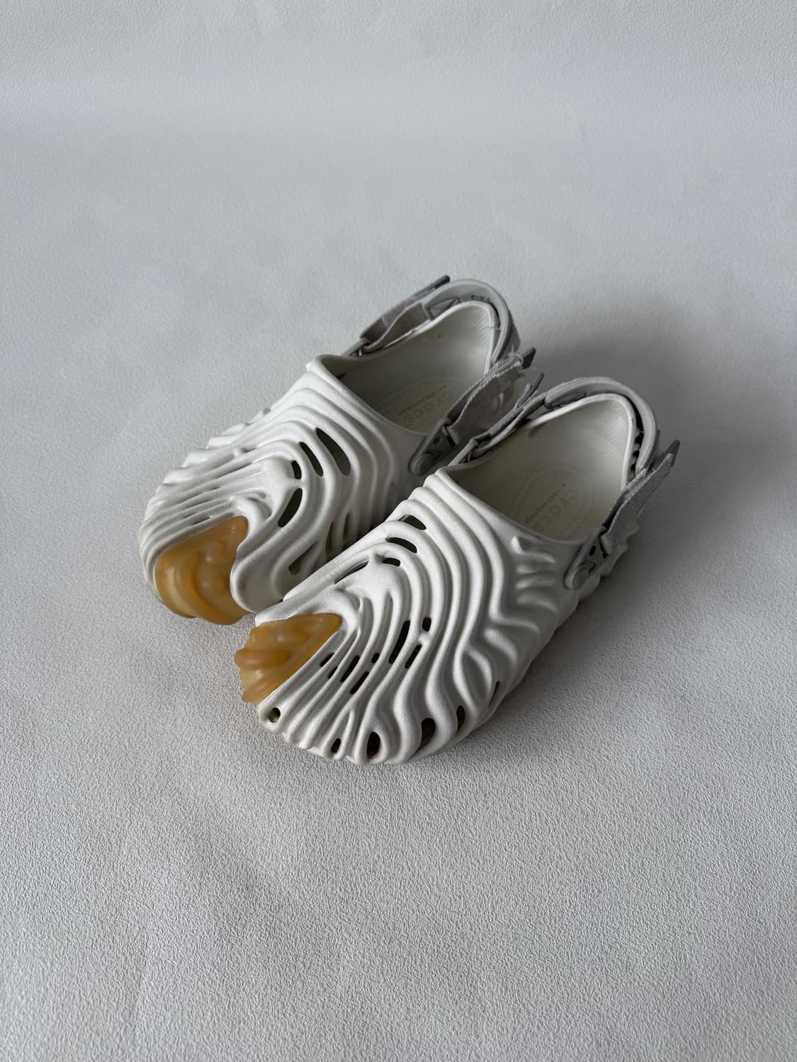 [m7, w9]크록스 X 살레헤 벰버리 폴렉스 클로그 상품이미지4