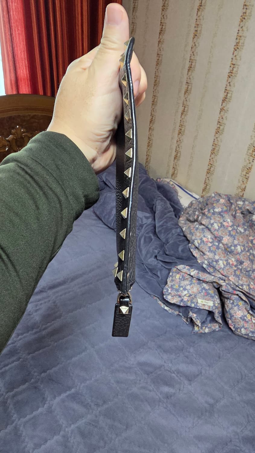 (정품) 발렌티노 락스터드 클러치/남녀공용/검정/개인 상품이미지8