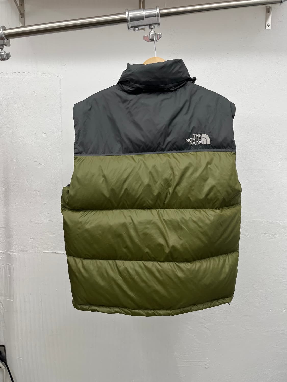 XL) THE NORTH FACE KHAKI PADDED VEST 상품이미지3