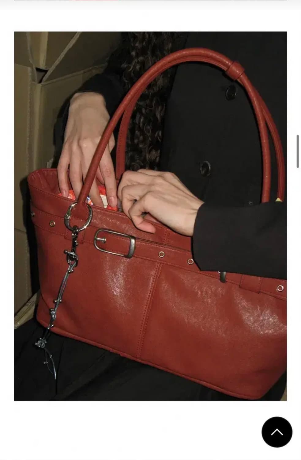 여밈 belted boat bag 브릭 새상품 상품이미지4