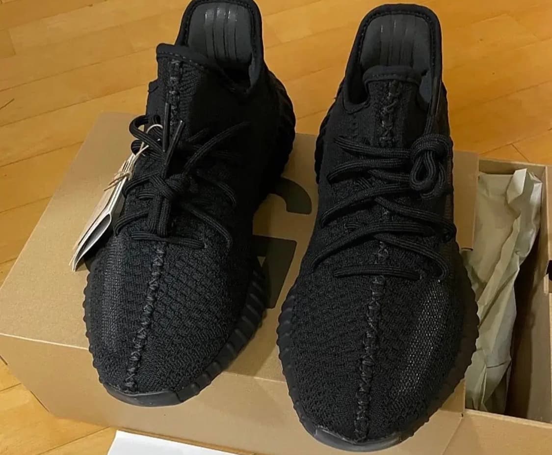 [아코탭 새상품] 이지 350 V2 오닉스 블랙 265 상품이미지1