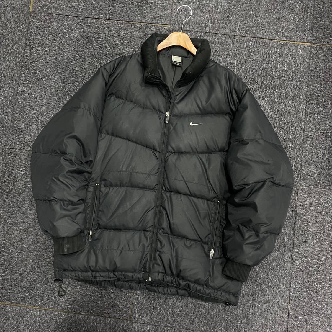 나이키 푸퍼 패딩 상품이미지1