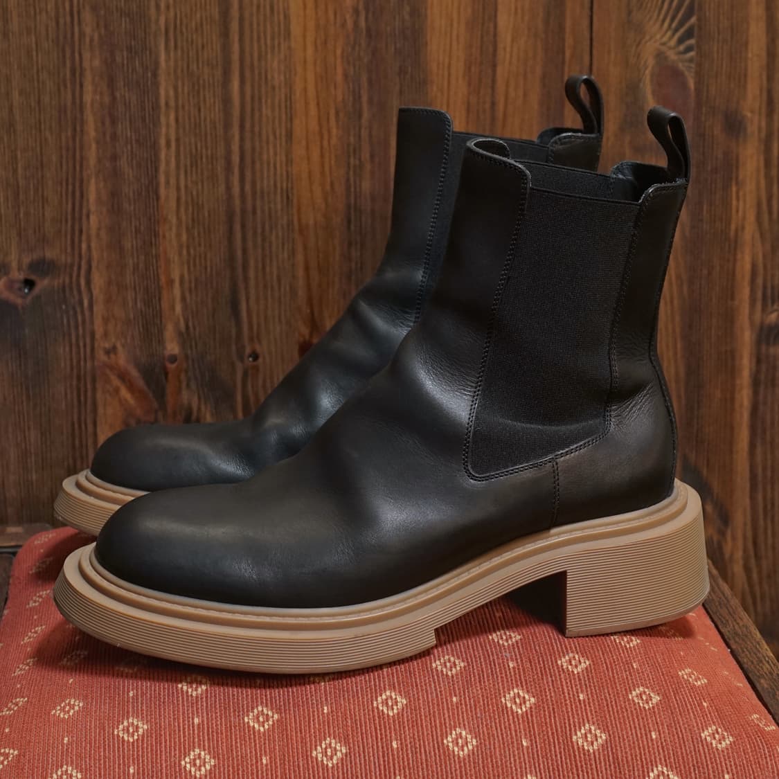 로에베 레더 첼시부츠 상품이미지2