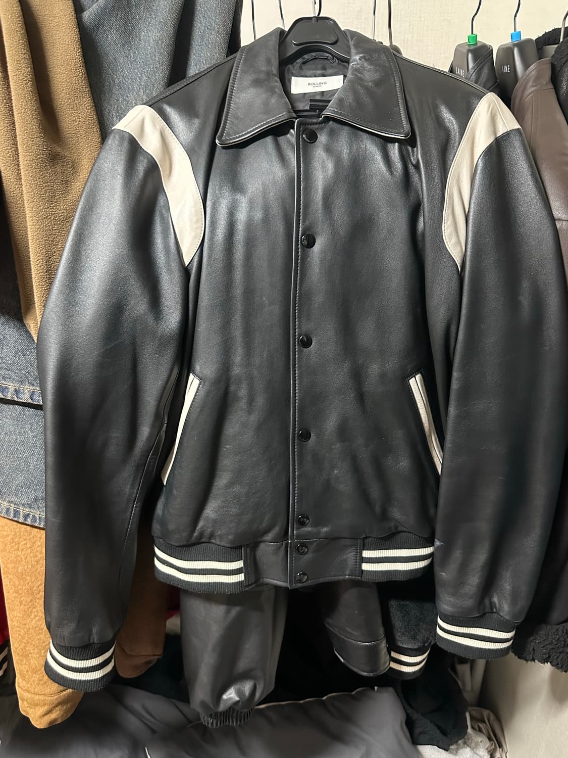 롤링스튜디오 자켓 팔아요  상품이미지1