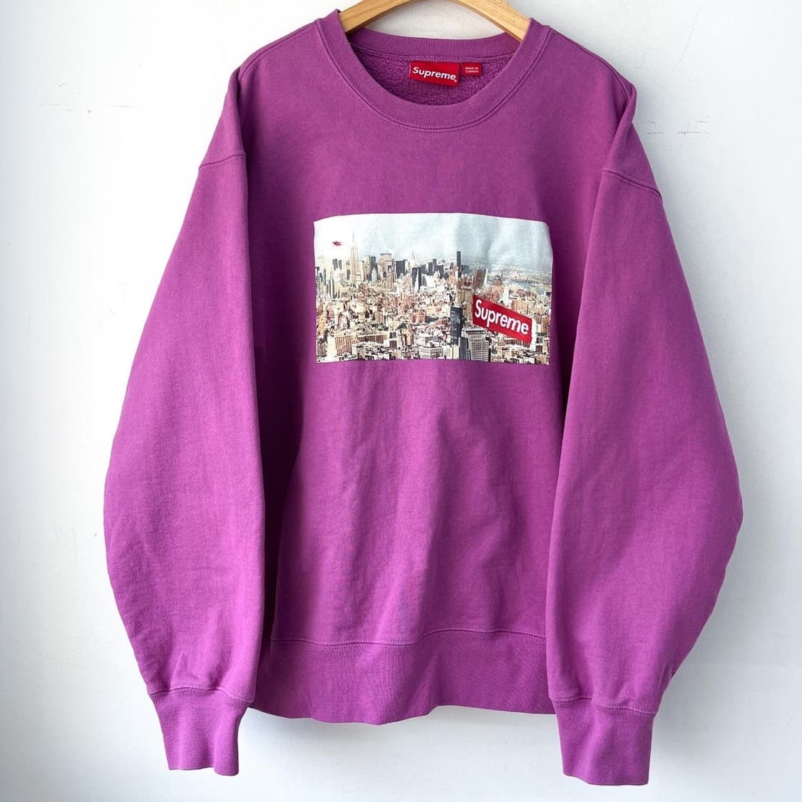 슈프림 20F/W 에어리얼 브라이트 퍼플 크루넥맨투맨 상품이미지4