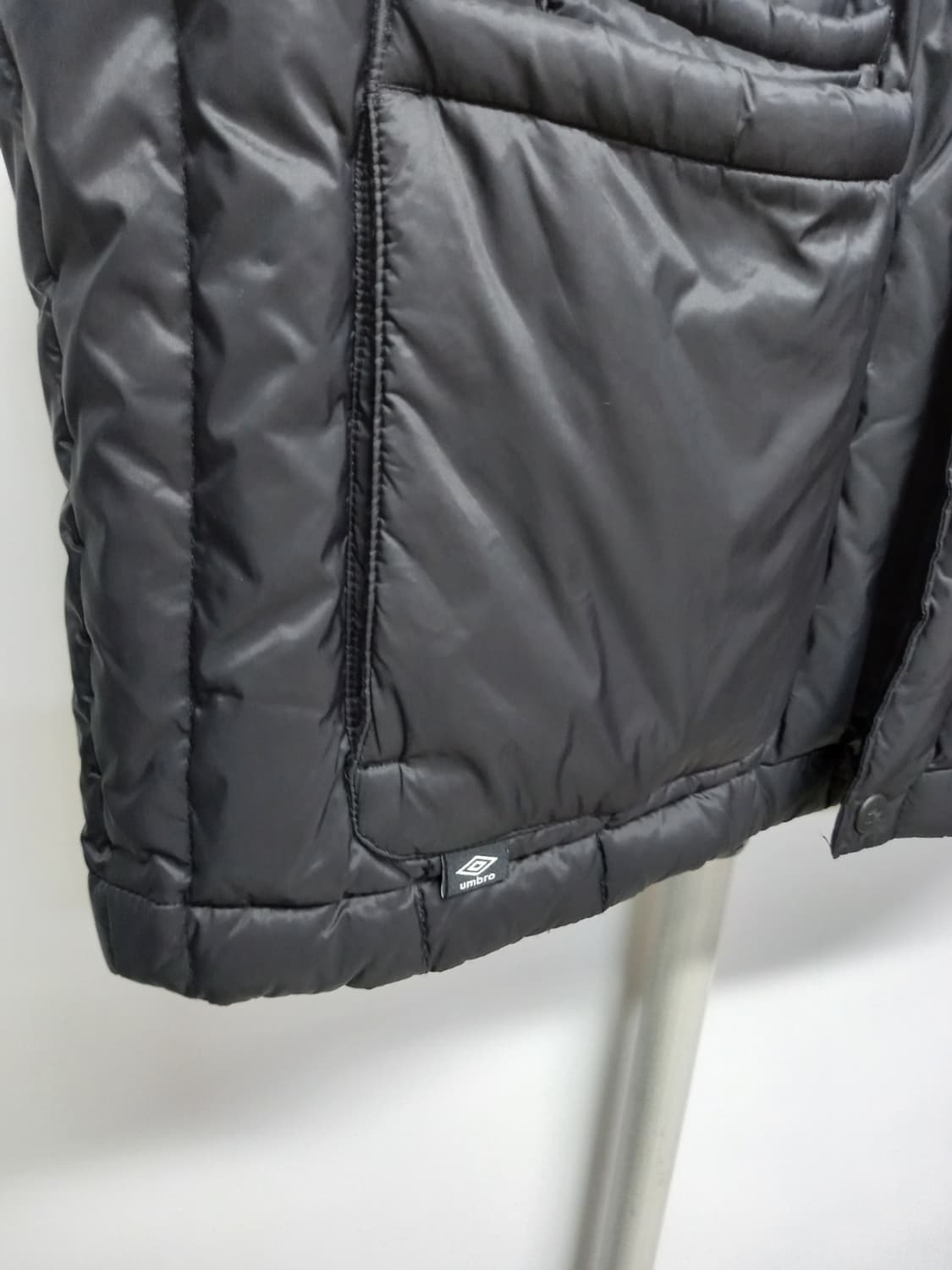 엄브로 남성 경량 구스 패딩 베스트 100.95 상품이미지6