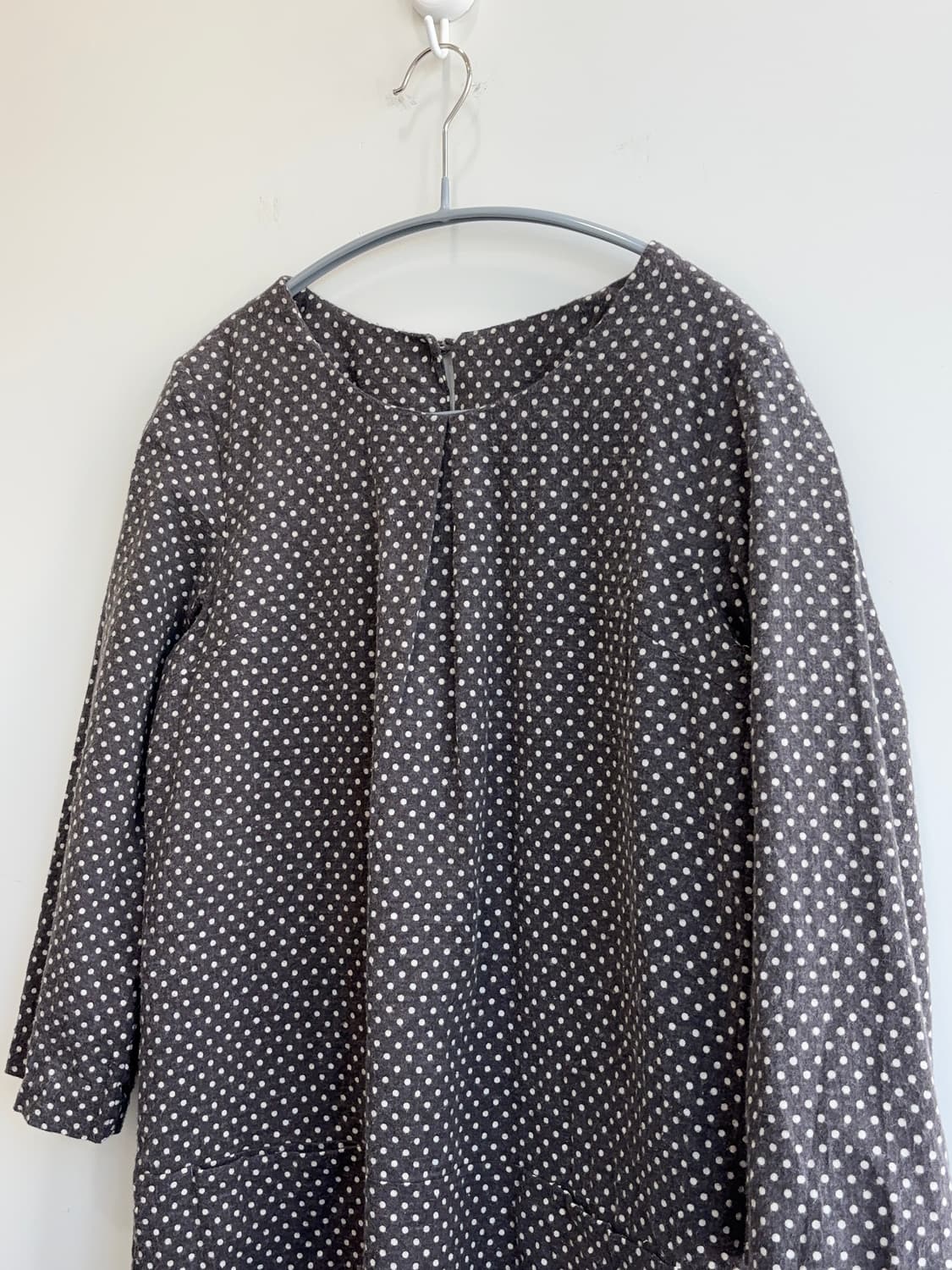 muji europe 애쉬베이지 땡땡이 레이어드 롱 블라우스 상품이미지2