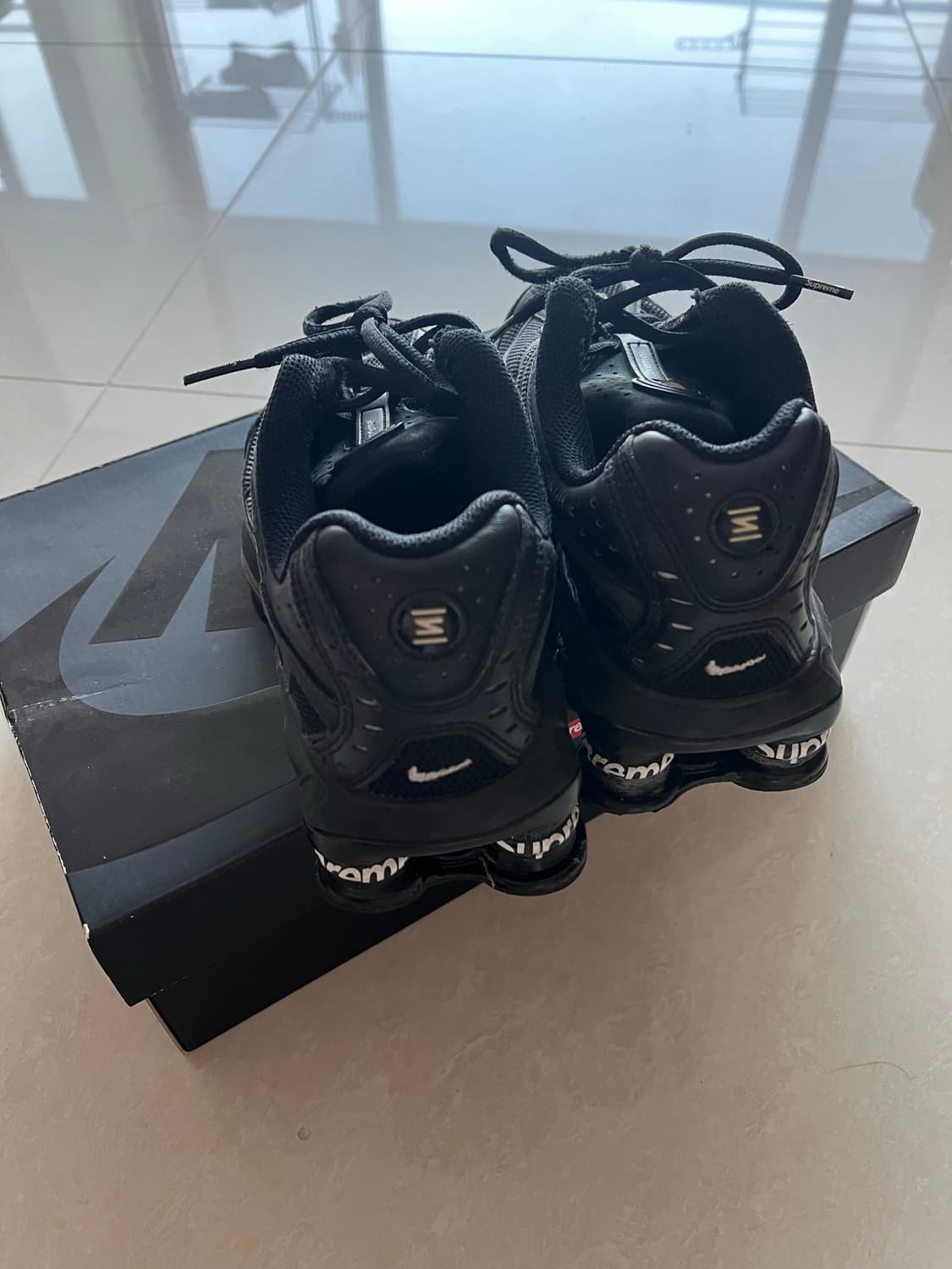 나이키 x 슈프림 샥스 라이드 2 SP 블랙 235 상품이미지6