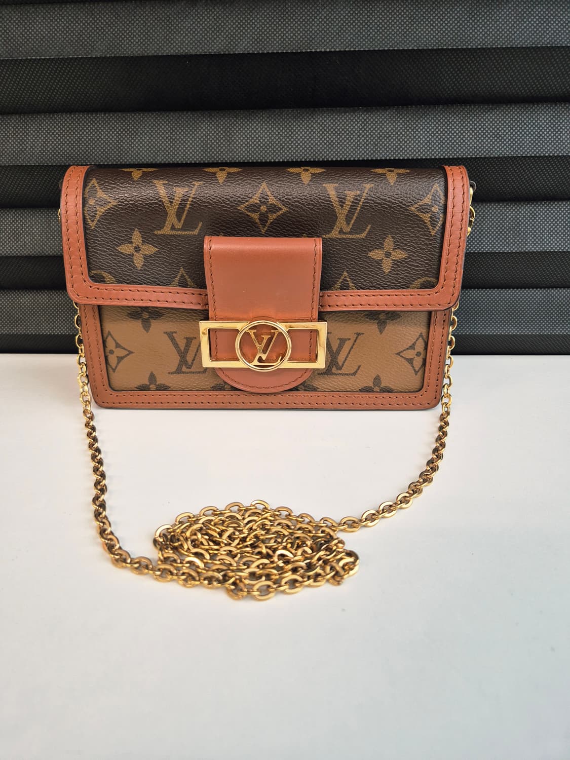 루이비통 돌핀 체인 월릿 (풀구성) 상태최상 상품이미지2