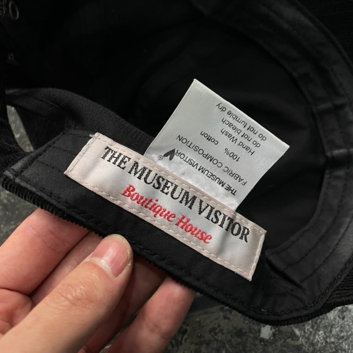 더 뮤지엄 비지터 코듀로이 볼캡  상품이미지3