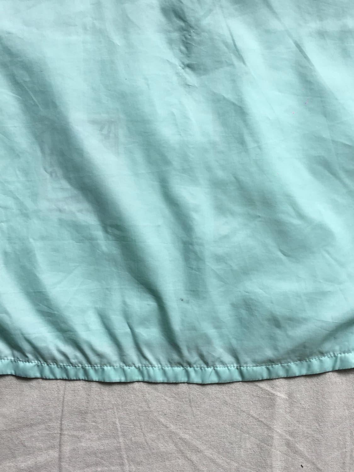 노스페이스 백프린팅 바람막이 상품이미지8