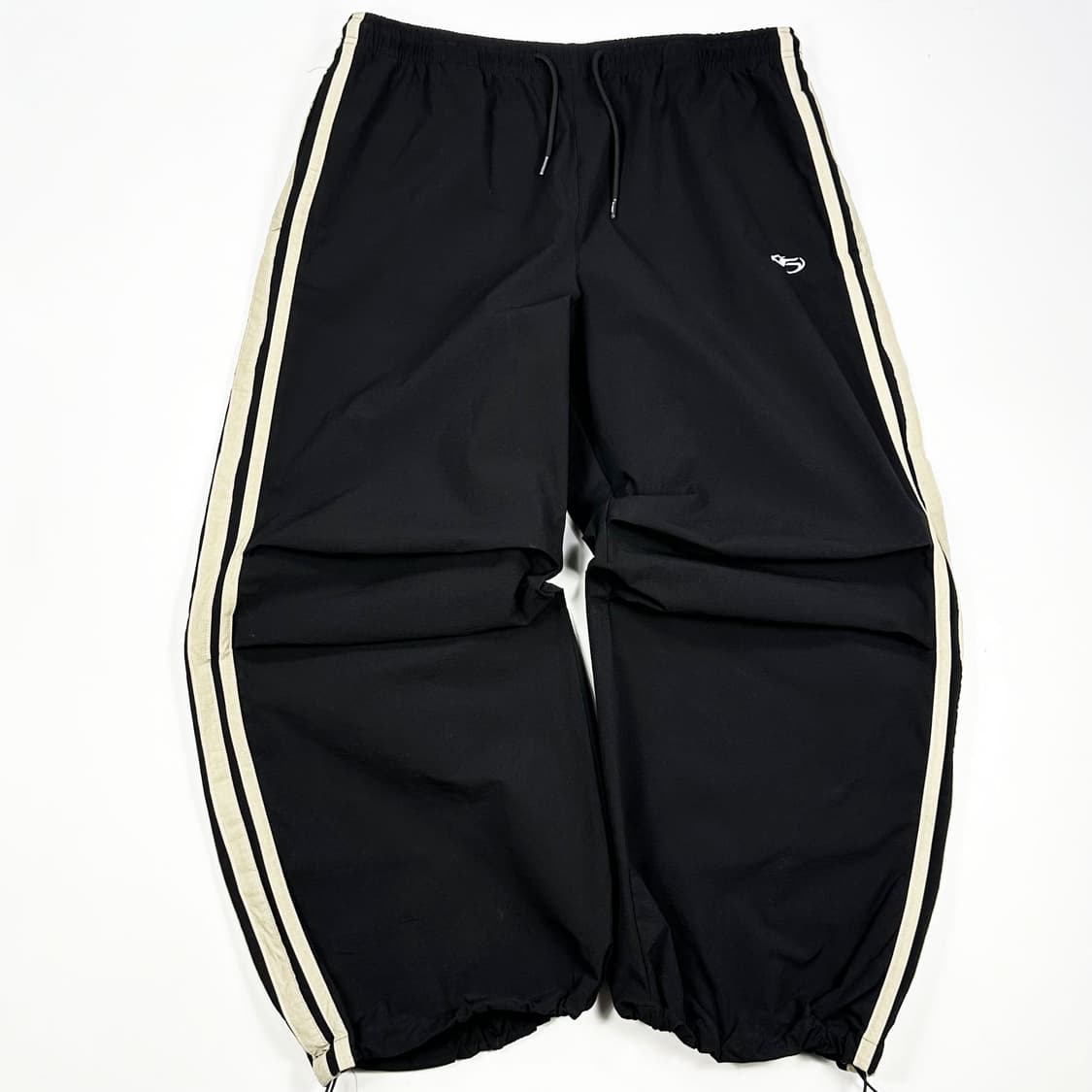 필루미네이트 블랙 와이드 우븐팬츠 (L) 상품이미지3