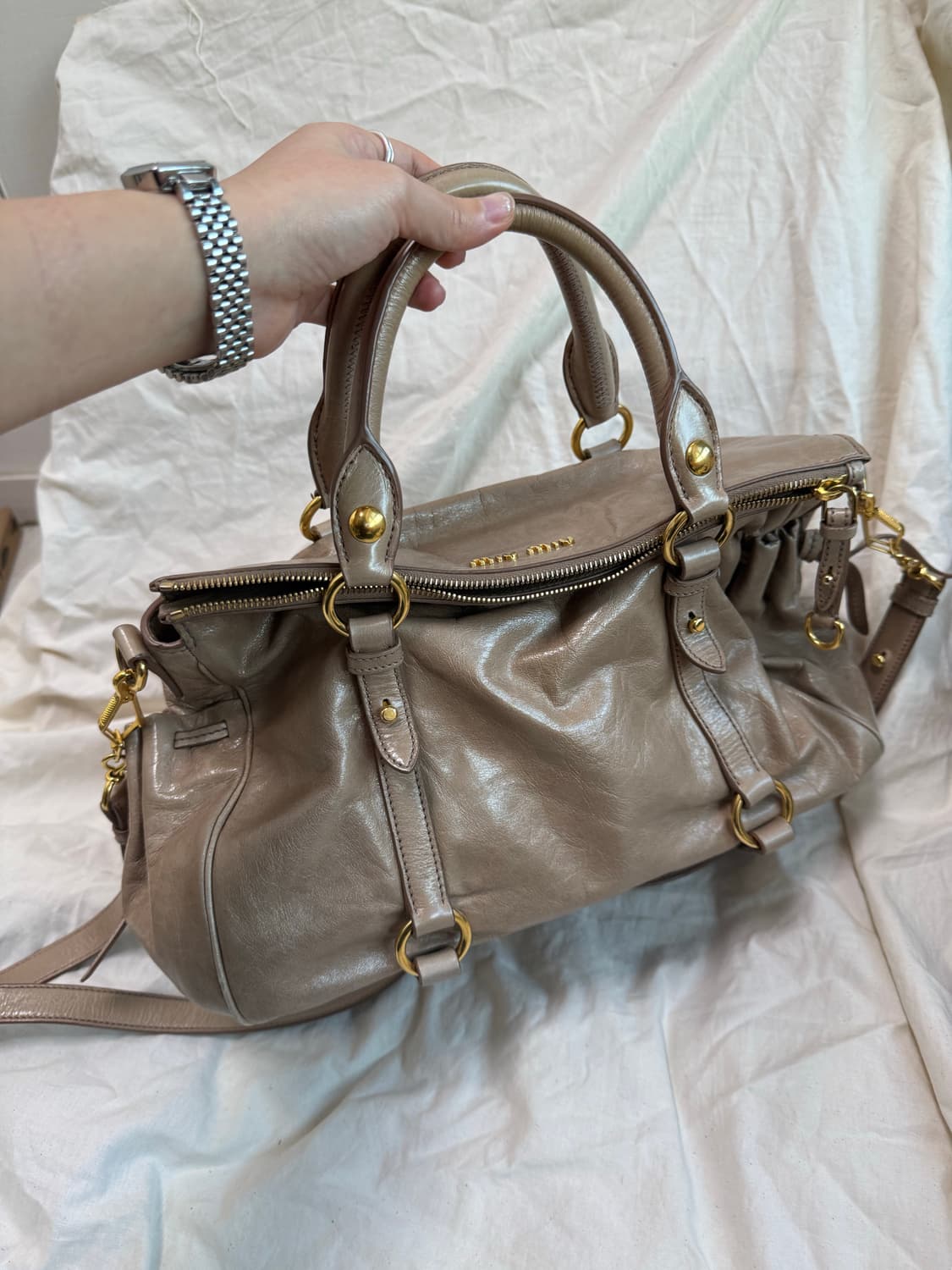 미우미우 비텔로 럭스 백  베이지 상품이미지2