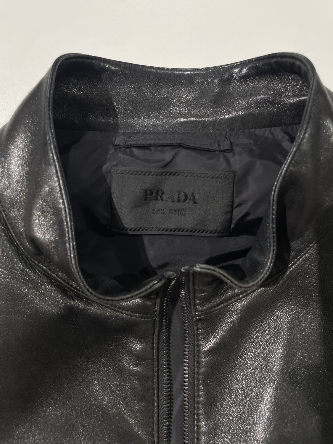 프라다 블랙 램스킨 요크 투 웨이 집업 나일론 롱 자켓 상품이미지7