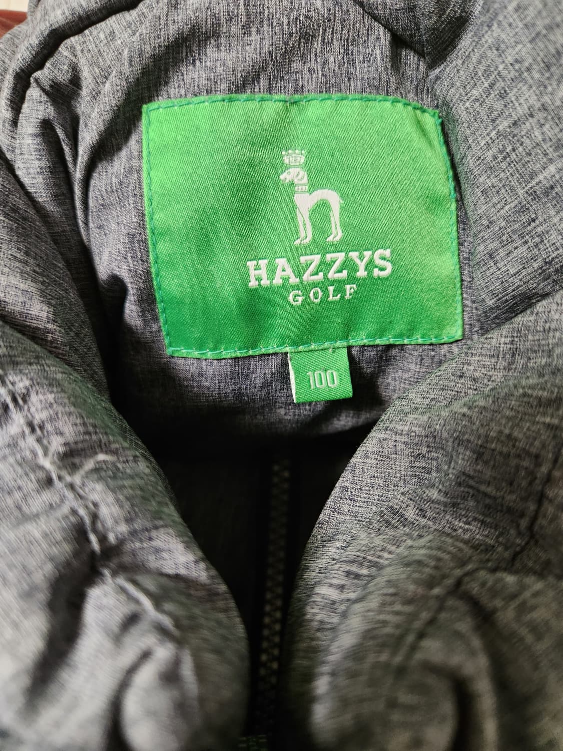 새상품급)헤지스 덕다운 베스트 패딩조끼 그레이385 사이즈100

모자  상품이미지8