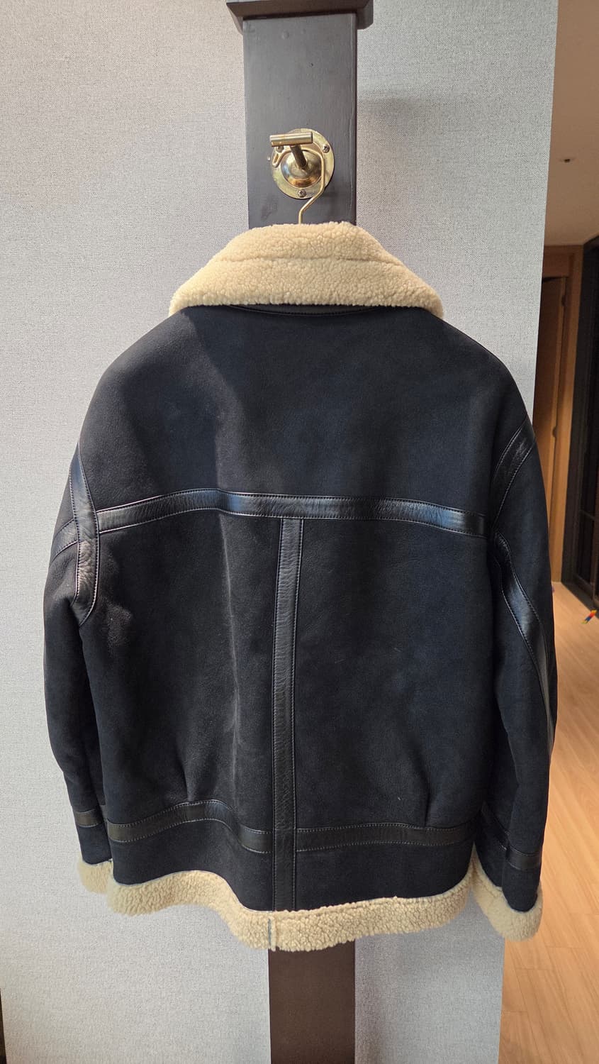 커스텀멜로우 천연양모 천연외피 무스탕 판매 상품이미지3