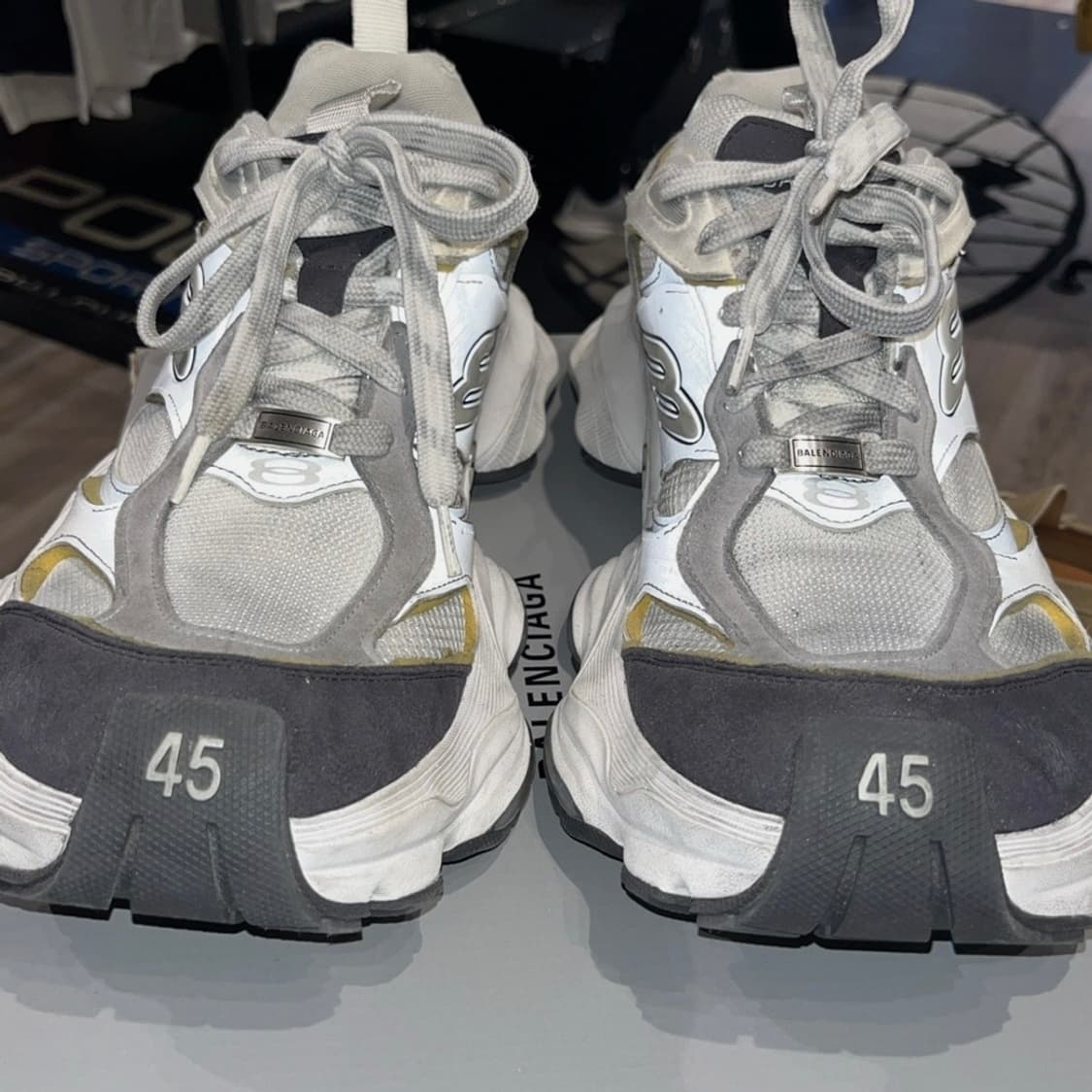 발렌시아가 카고 러너 스니커즈 45 상품이미지1