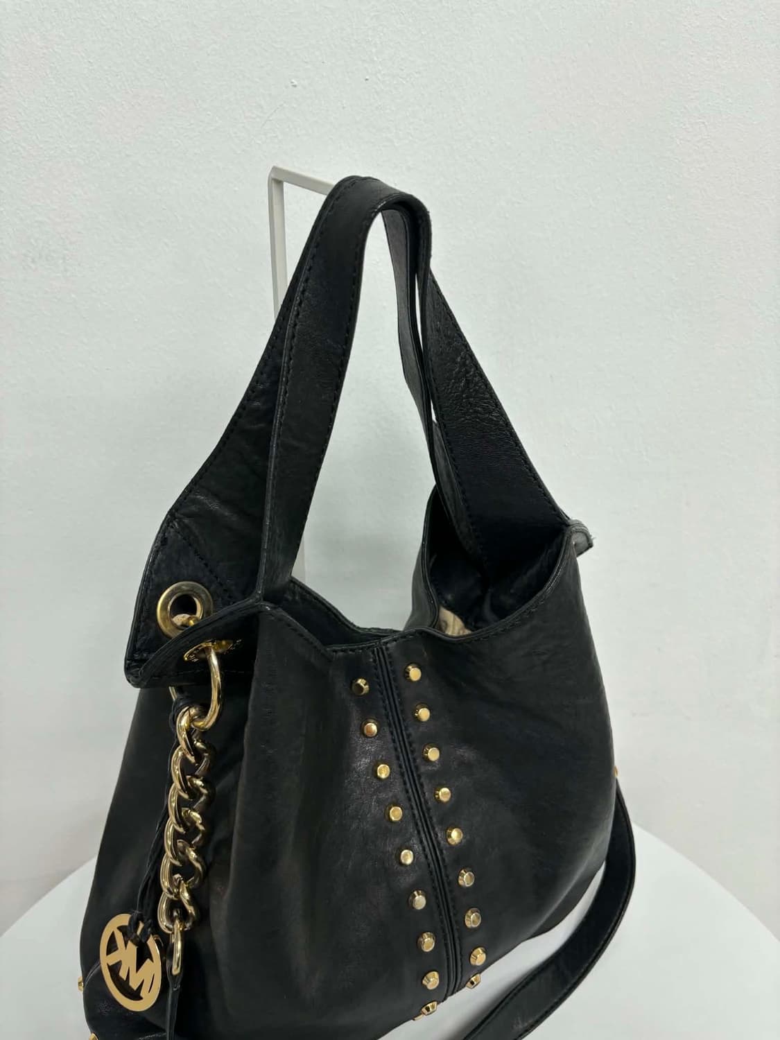 Michael Kors 마이클코어스 램스킨 스터드 체인 호보 토트백 크로 상품이미지4