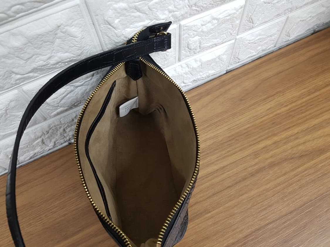 크로티모 리얼 카이만 파우치백 (악어가죽 숄더백) 상품이미지9