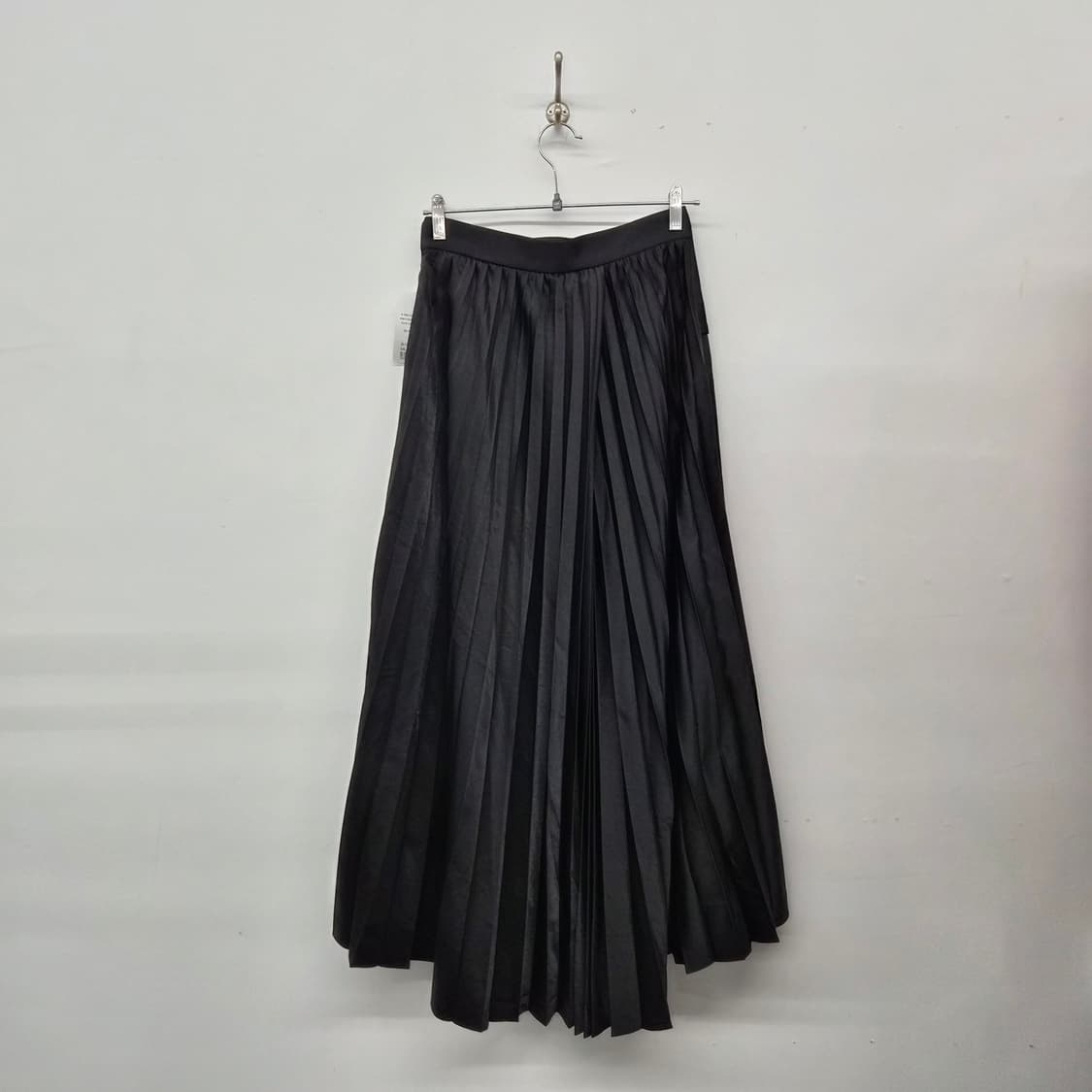 유나이티드 도쿄 블랙 버튼 디테일 롱 스커트 26in 상품이미지6