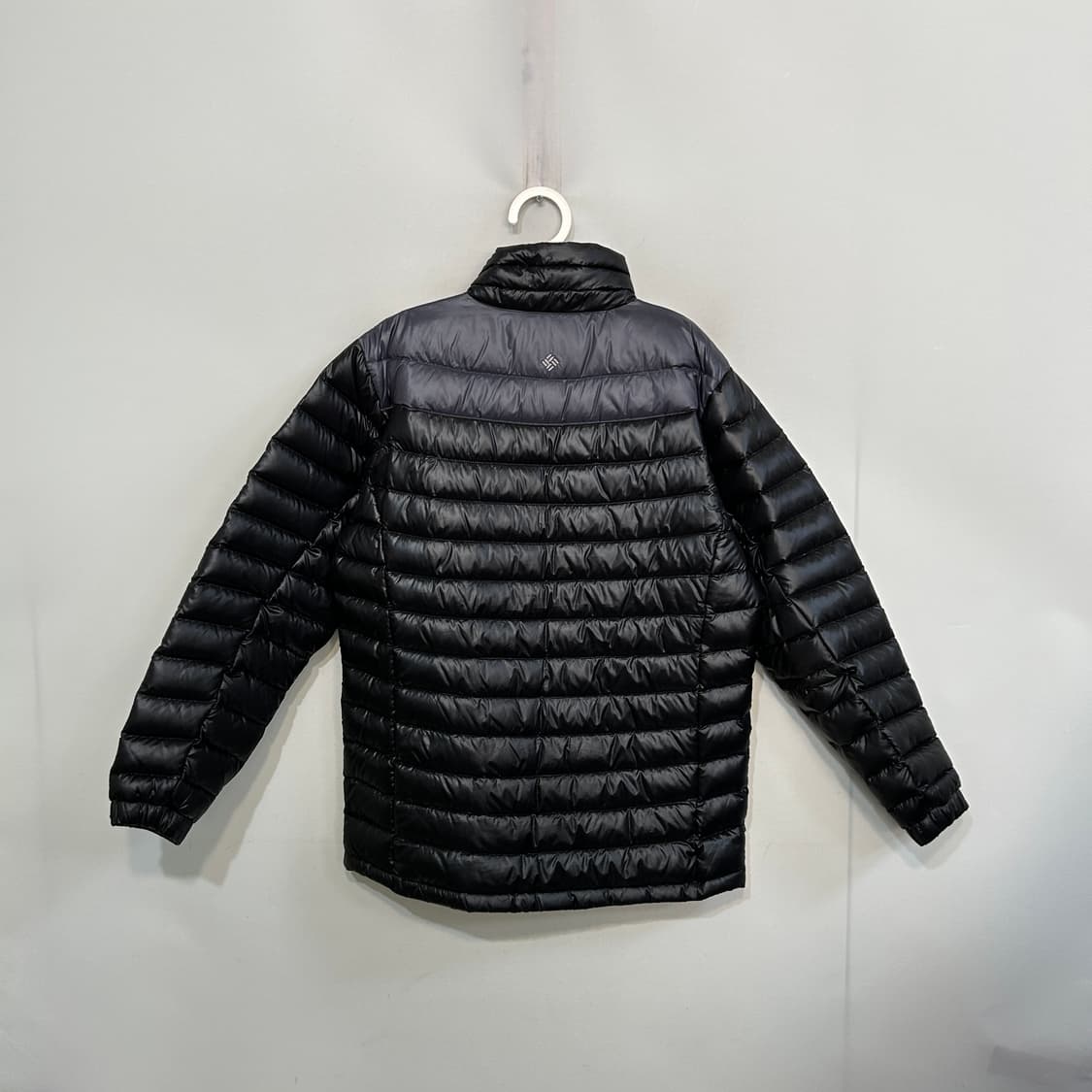 컬럼비아 남성 경량패딩 95 상품이미지2