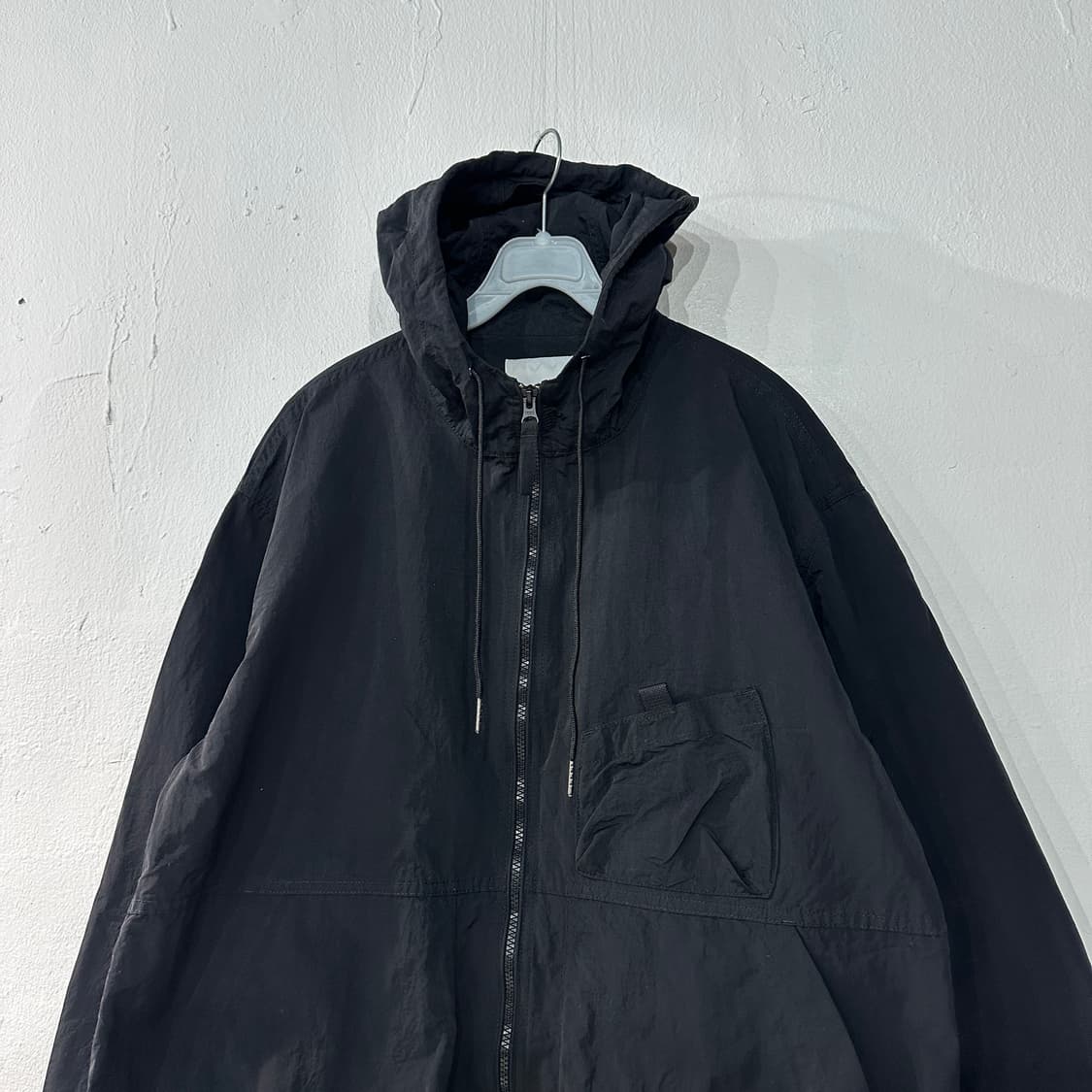 에스피오나지 나일론 투웨이 바람막이 L 상품이미지2