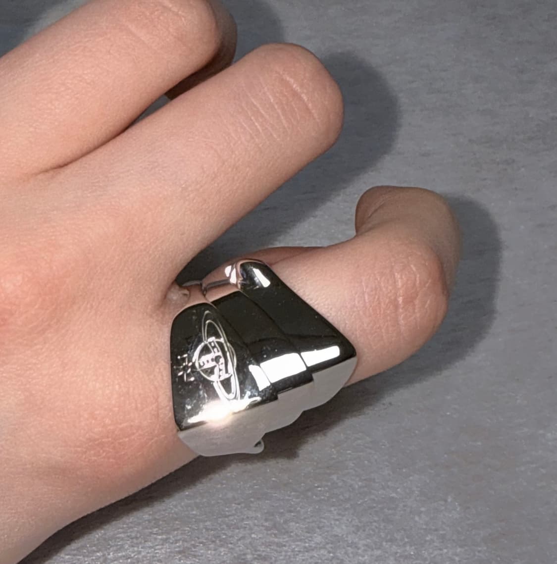 비비안웨스트우드 너클링 정품 모든구성 나나 상품이미지8