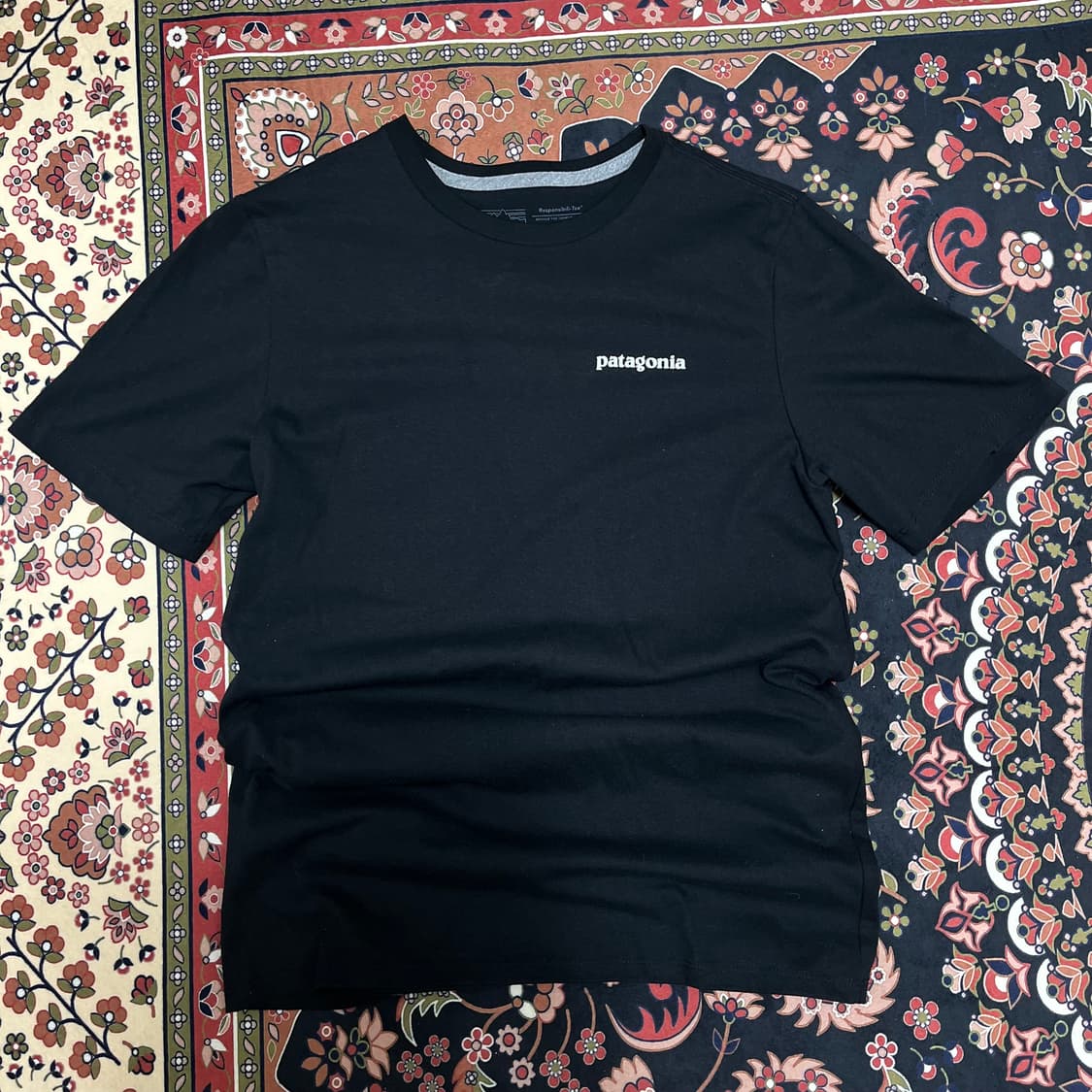 파타고니아 P-6 로고 리스폰시빌리티 반팔티 S/90 상품이미지3