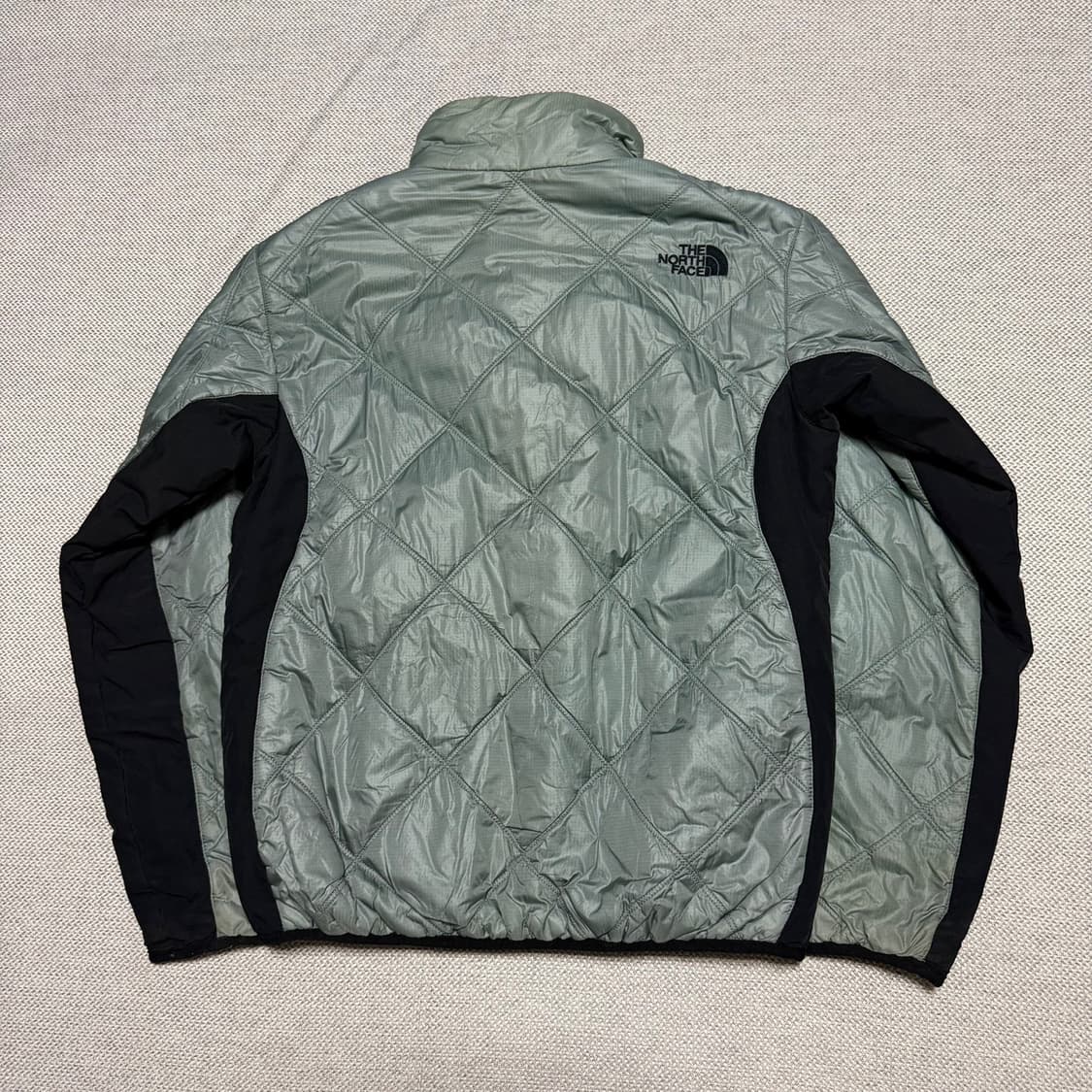 노스페이스 리버시블 퀄팅 경량패딩 상품이미지3