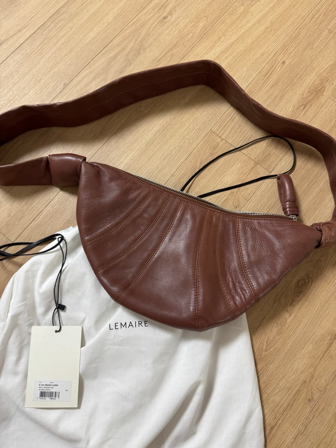 르메르 크루아상 백 스몰 상품이미지1