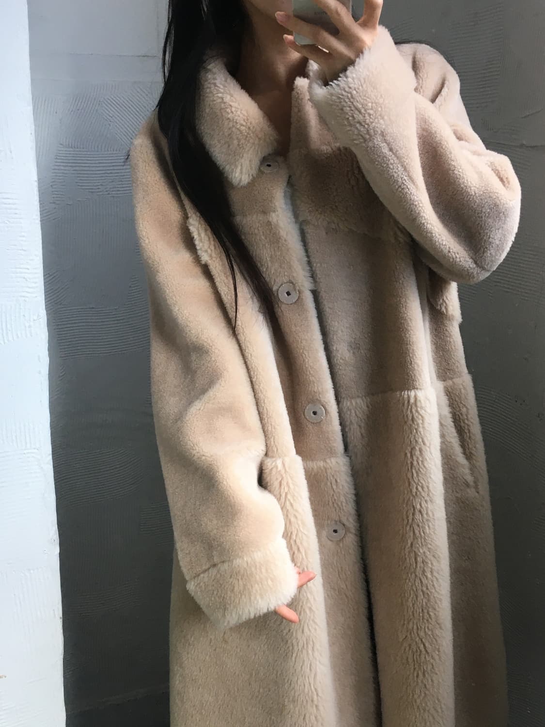 Armani 아르마니 익스체인지 아이보리 롱 리버시블 퍼 코트 상품이미지2