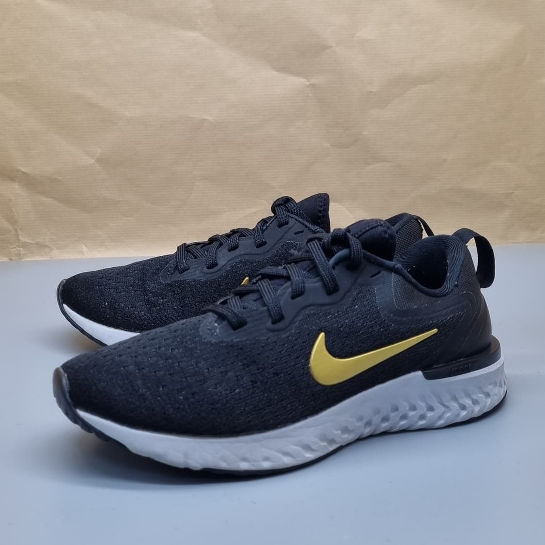 나이키 오디세이 리액트 여성운동화230  상품이미지1