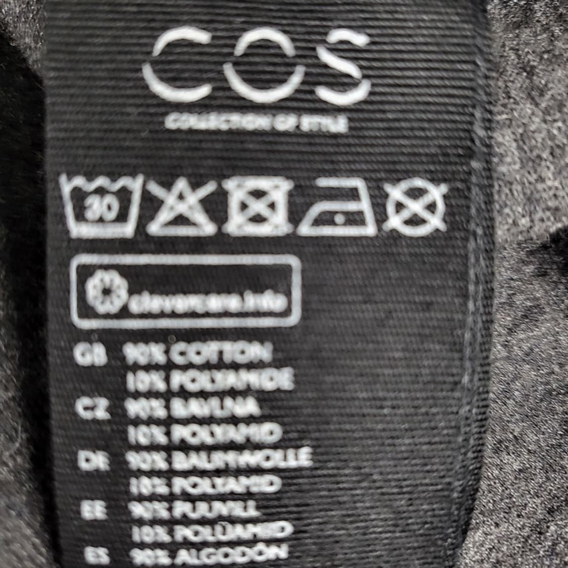 COS 버튼 디테일 니트 상품이미지5