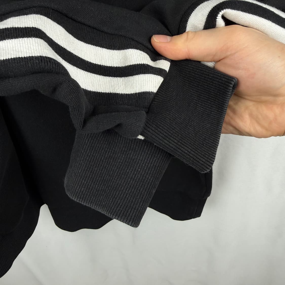 (90) 르꼬끄 로고 맨투맨 블랙 상품이미지4