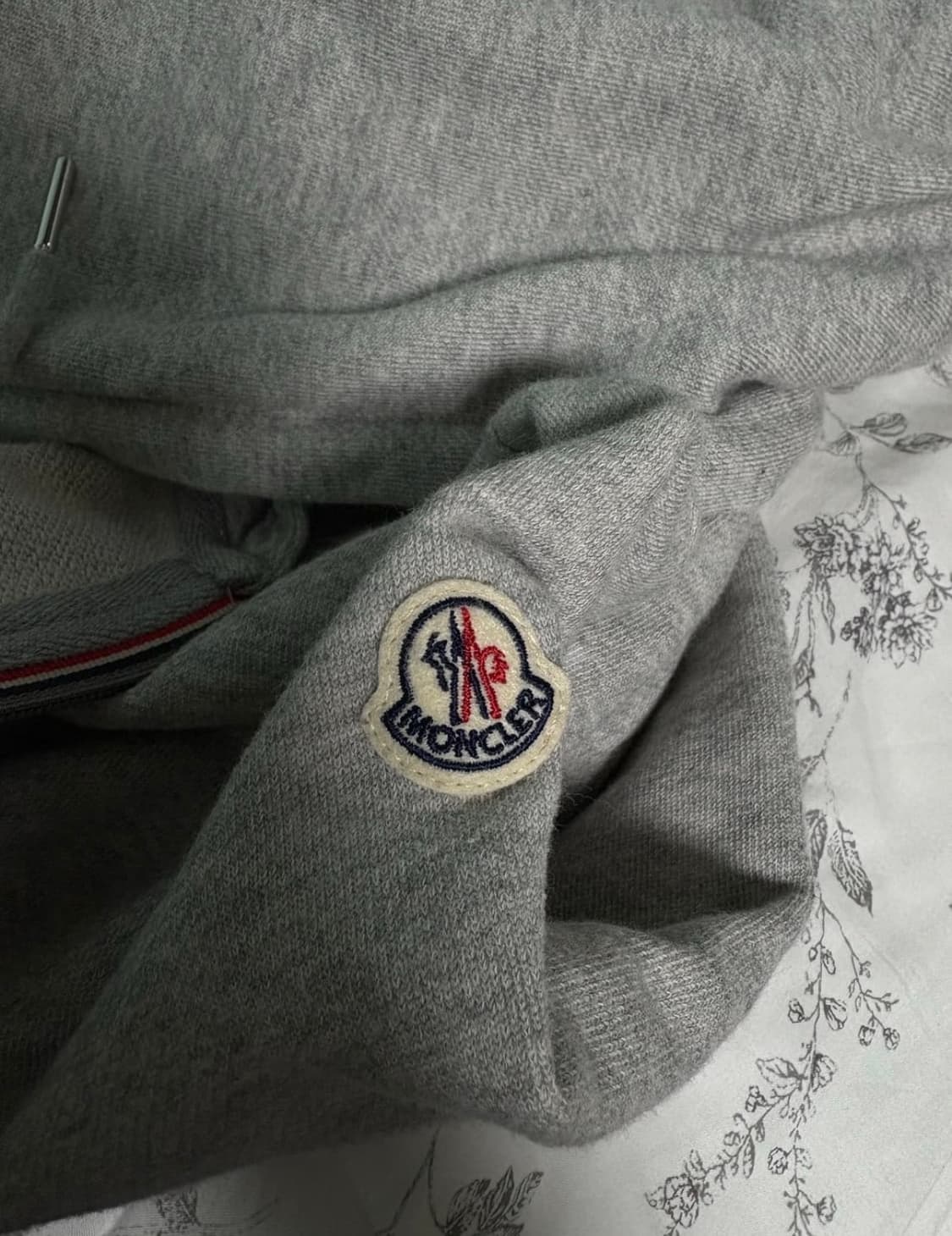 몽클레어 후드집업 팔아요 몽클레르 상품이미지2