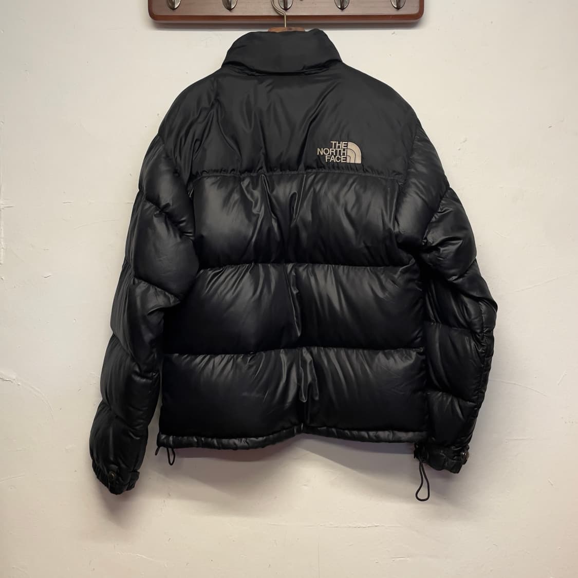 노스페이스 눕시 700 블랙 구스다운 패딩 상품이미지5