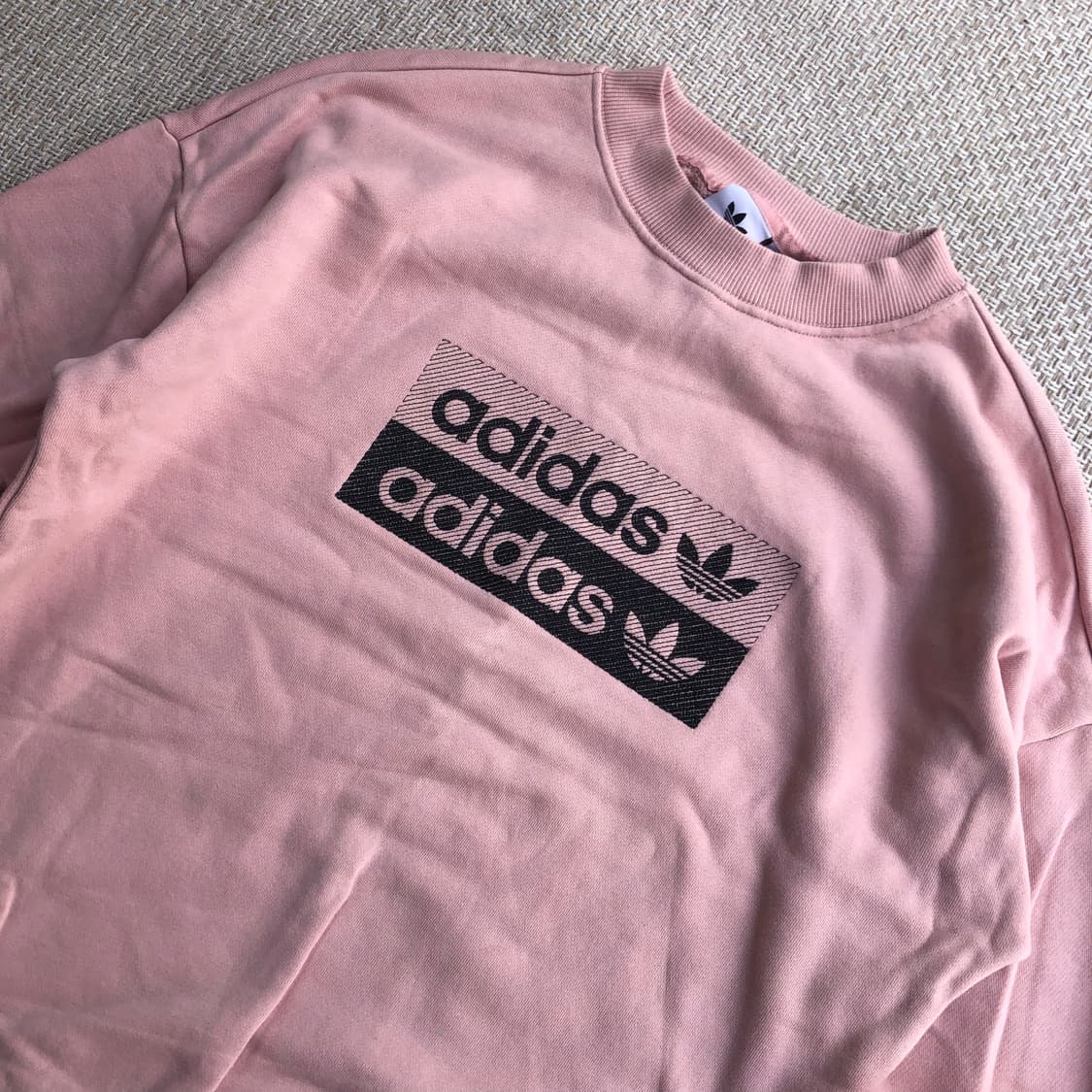  (XS) 아디다스 핑크 맨투맨 상품이미지2
