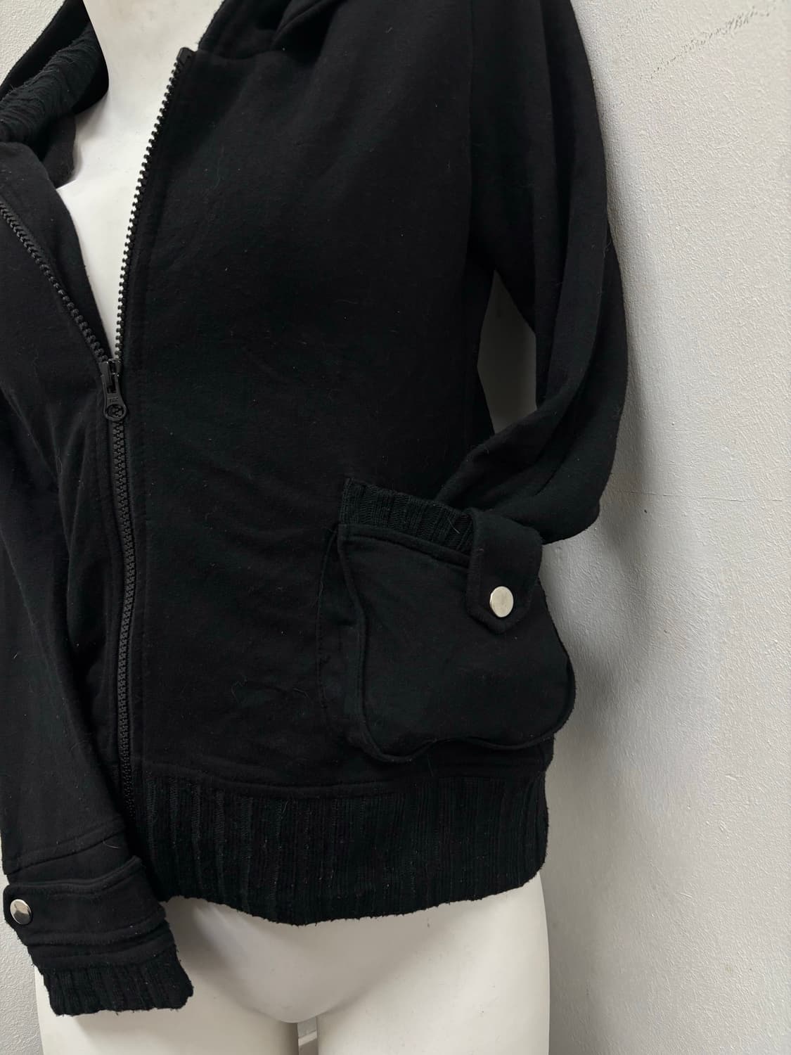 “Vintage” Y2K Mood Black Multi Pocket Ho 상품이미지9
