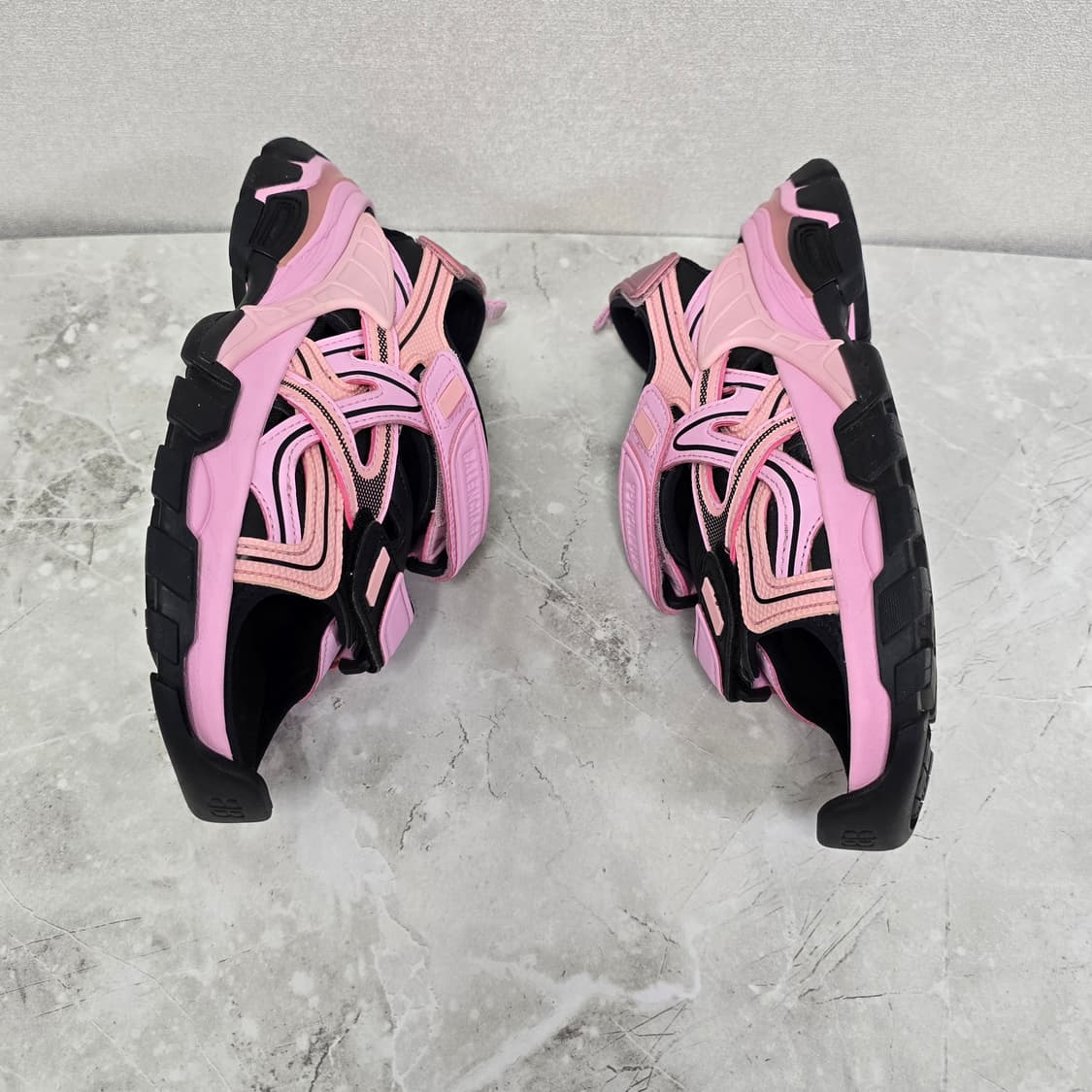 발렌시아가 트랙 샌들 핑크 35사이즈 225 230 판매 상품이미지4