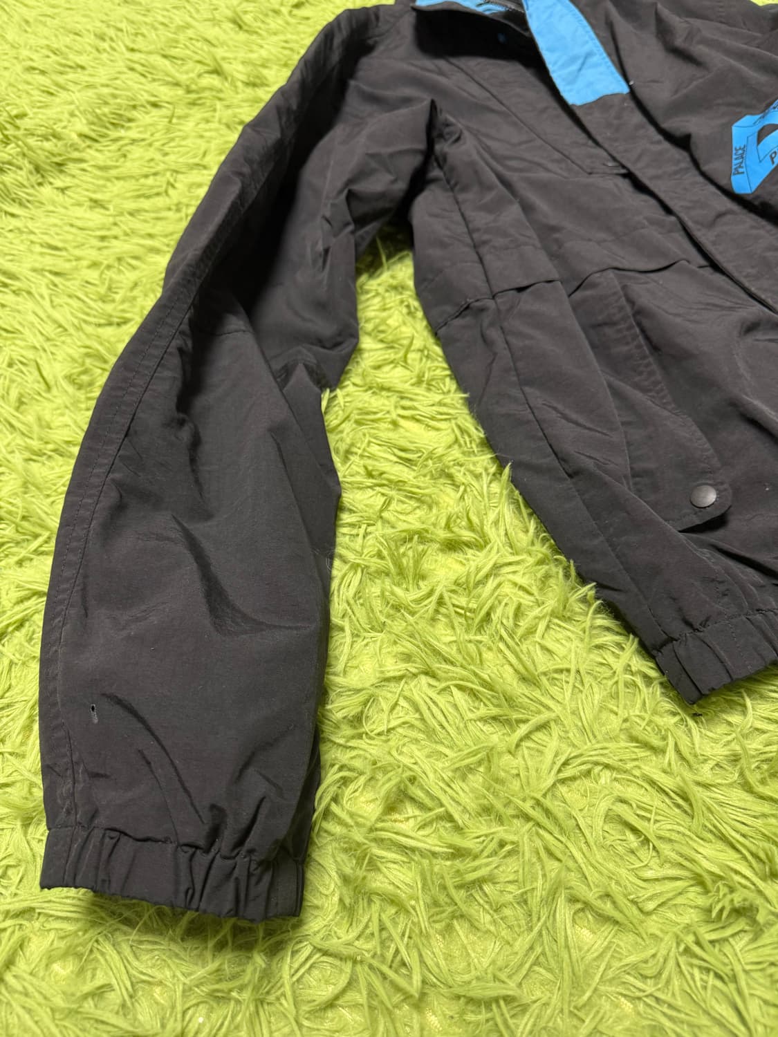 [L] 팔라스 18FW 서플렉스 쉘 자켓 블랙/블루 상품이미지5