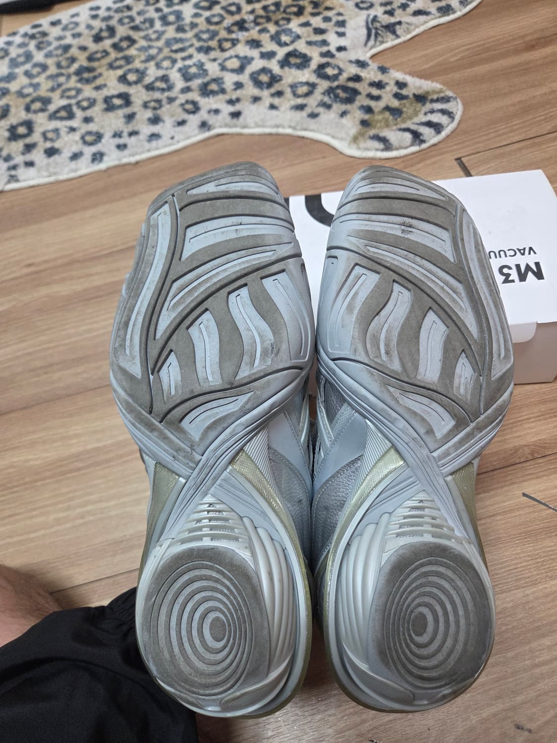 발렌시아가 타이렉스 실버 상품이미지4