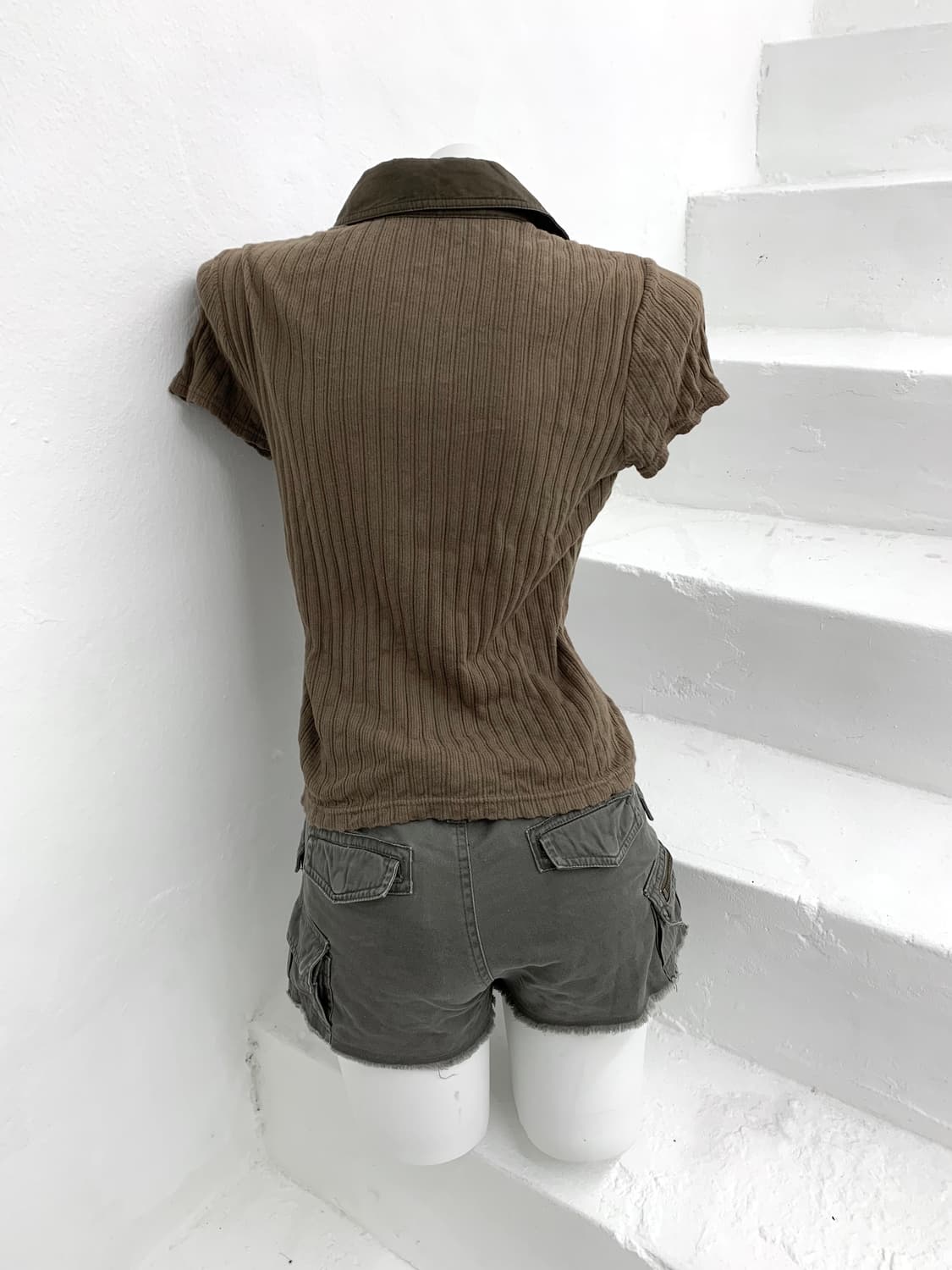 Brown eyelet button lace top  상품이미지2